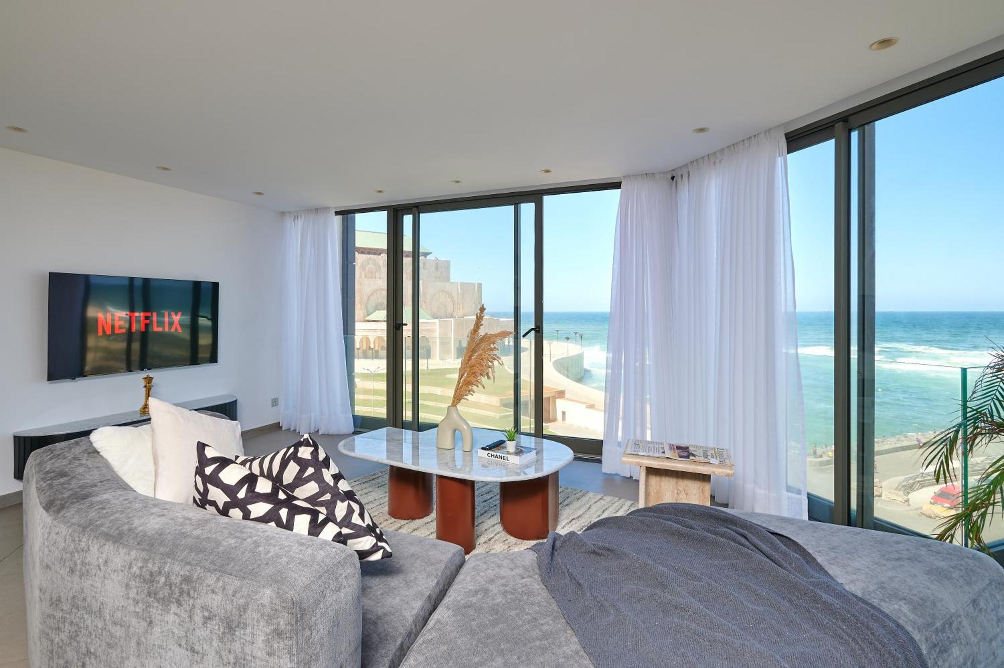 Apartamento Sea View-mosquée Hassan Ii- By Casakhemsa