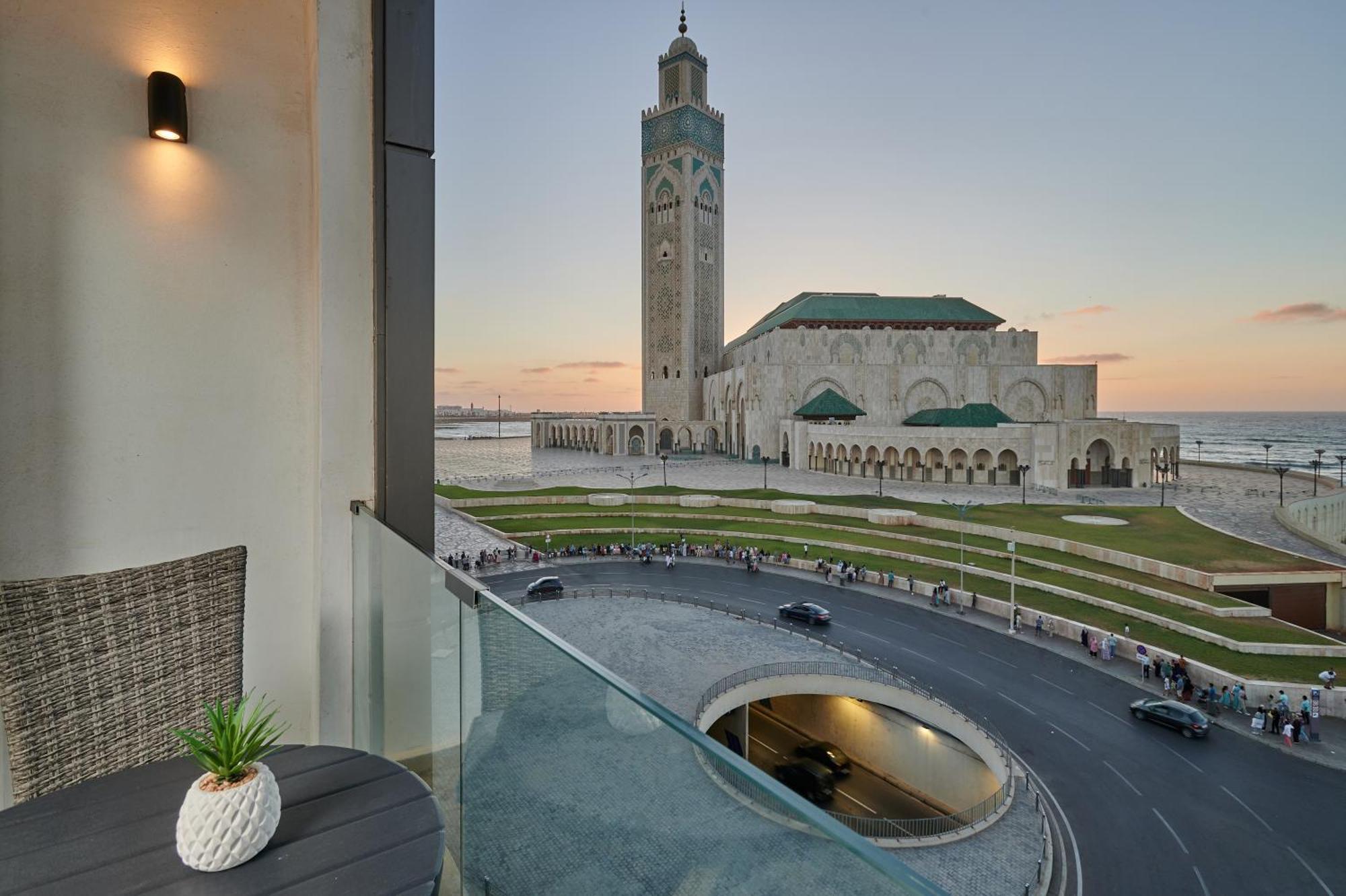 Apartamento Sea View-mosquée Hassan Ii- By Casakhemsa
