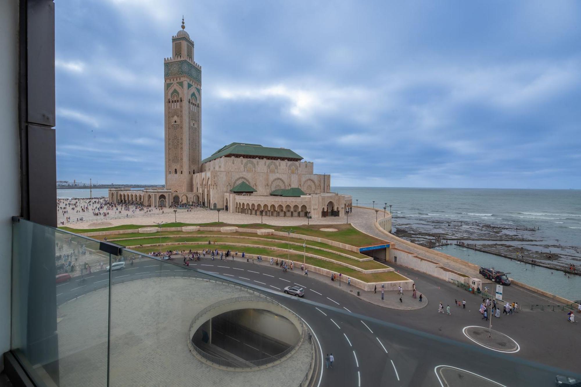 Appartement Sea View-mosquée Hassan Ii- By Casakhemsa Casablanca