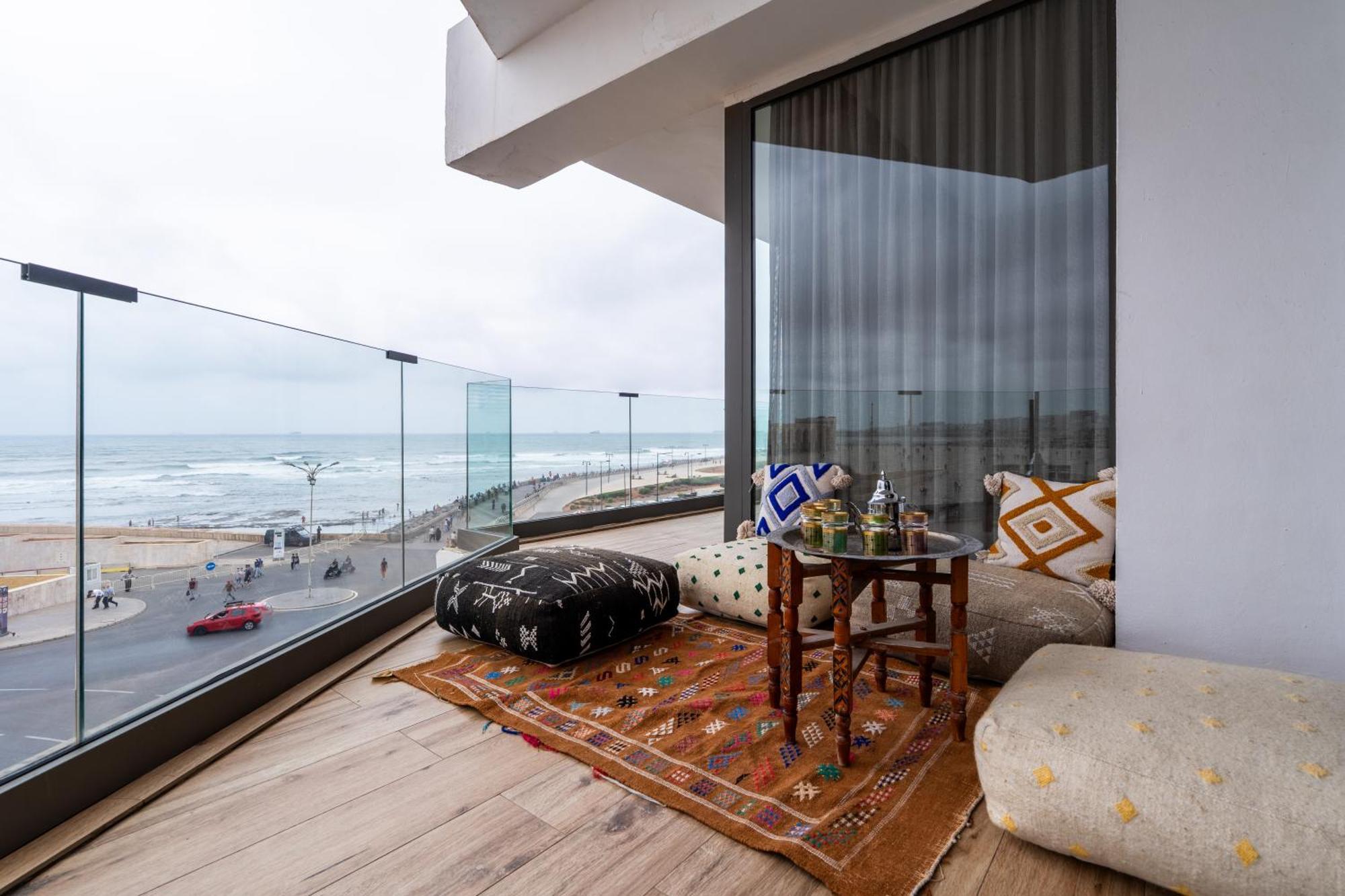 Appartement Sea View-mosquée Hassan Ii- By Casakhemsa